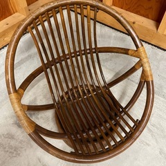 ラタン　回転式チェア　レトロの画像