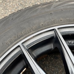 ブリヂストン　スタッドレスタイヤの画像