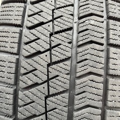 ブリヂストン　スタッドレスタイヤの画像