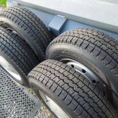 2023年　スタッドレスつき鉄チンホイール　4本　165/80R13　9.9部山の画像