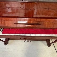 アップライドピアノの画像