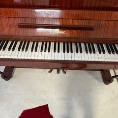 アップライドピアノの画像