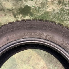 冬用スタッドレスタイヤ　１３インチ　4本セットの画像