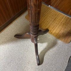 木製洋服掛けの画像