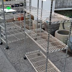 【リサイクルショップどりーむ天保山店】No.4899　メタルラック　写真参照🎵　美品ですよ～🎵　キャスター付きで便利🎵の画像