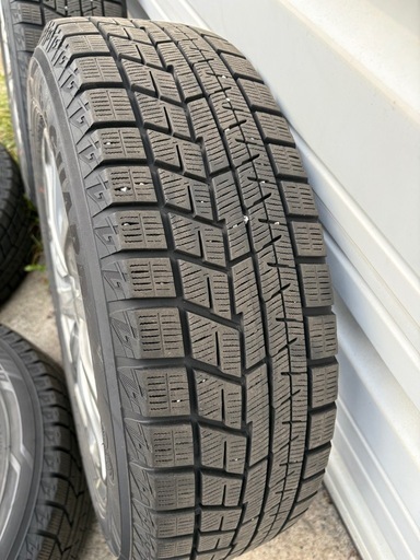 スタッドレス　YOKOHAMA IG60 195/65r16