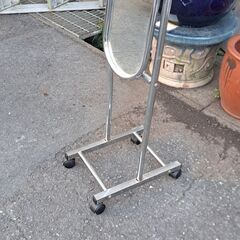 【リサイクルショップどりーむ天保山店】No.4907　姿見　キャスター付きで便利🎵　おすすめ商品です(≧▽≦)の画像