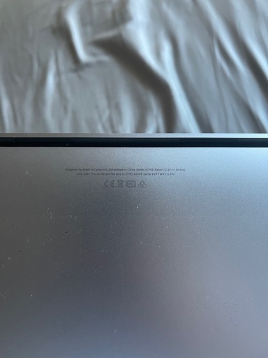 超美品、MacBook Pro2019年モデル