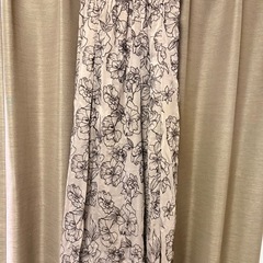 GRL 花柄フレアスカートの画像