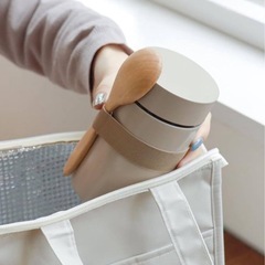 美品！★3coins★マチ広ランチボックス（税込2980円）の画像