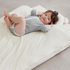 ベビー用まくら（枕カバーつき）の画像