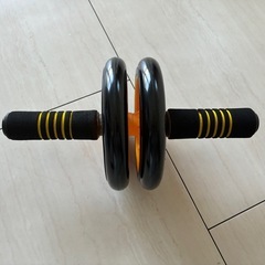 腹筋ローラーの画像