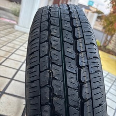 165 13 LT 　FALKEN夏タイヤ1本のみ　なぜか製造年刻印なしですが、溝やプチプチが残っています。の画像