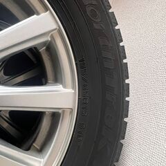 プリウスに装着されていたノーストレックN5 195/65R15 スタッドレス 冬タイヤ4本セットです。の画像
