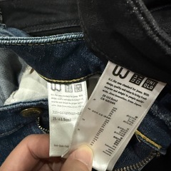 ユニクロ　デニム　63.5cm ストレートの画像