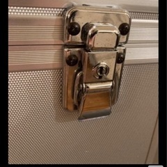 ジェラリミンケース　ジュラルミンケースの画像