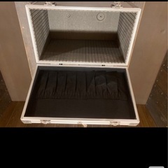 ジェラリミンケース　ジュラルミンケースの画像