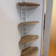 突っ張り コーナーラックの画像