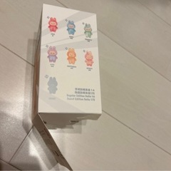 ラブブ 3体
の画像