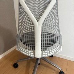 ハーマンミラー セイルチェア オフィスチェア アームレスの画像