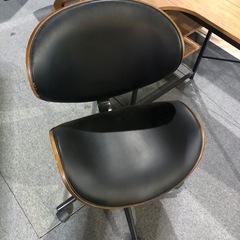 ニトリ　パソコンデスクの画像