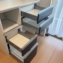 11/12までの出品 エスエークラフト　キッチンボード 食器棚の画像