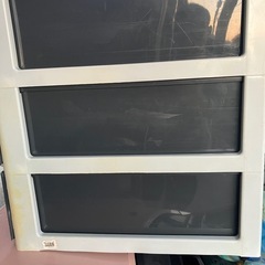 衣装ケース3段　変色ありの画像