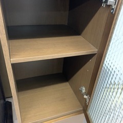 美原店 モールガラス扉 木製 キャビネット 縦長 サイドキャビネット　レトロ の画像