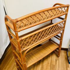 ★自宅まで取りに来てくれる方限定★ ラタン製3段ラックの画像