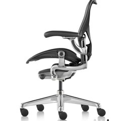 Herman Miller アーロンチェアの画像