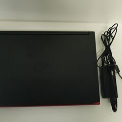 富士通 Windows11 15.6型ノートPC 第10世代Corei5 + SSD + メモリ12GB + WEBカメラ【メンテナンス済み】（1407820）の画像