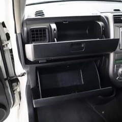 ホンダ ゼストスパーク W🎈赤いポイントカラーの内装がオシャレ☕✨の画像