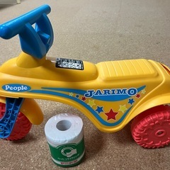 おもちゃのバイクの画像