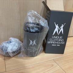 ユニクロ タンブラー 40th anniversaryの画像