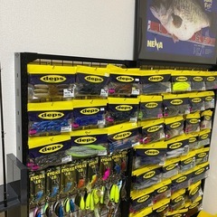 ルアー陳列棚、業務用ラックレールの画像