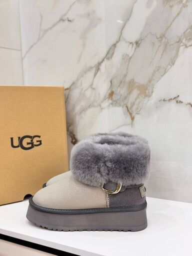 UGG ムートンブーツ ベージュ ショート