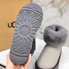 UGG ムートンブーツ ベージュ ショートの画像