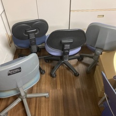 椅子　チェア　4つセットの画像