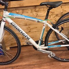 中古整備品　試乗できます！ ビアンキ クロスバイク カメレオンテ 43サイズの画像