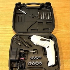 4.8V 電動ドライバー 電動ドリル 電動ドライバー　46点セットの画像