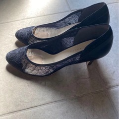 ダイアナ　パンプスの画像