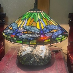 とんぼ◇４灯大型ステンドグラス ◇ティファニー風ランプ ◇ テーブルランプの画像