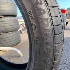 18インチタイヤ1本のみの画像