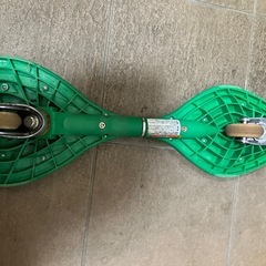 受付終了。美品。エスボードの画像