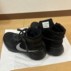 NIKE スニーカー ブーツ　ハイカットスニーカーの画像