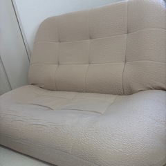 こたつとソファセットの画像