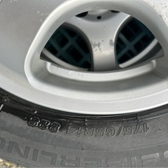 14インチタイヤ&ホイールの画像