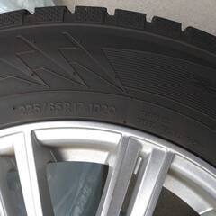 タイヤ4本の画像