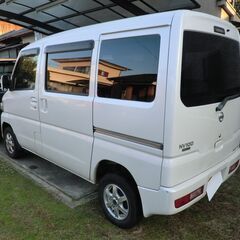 【コミコミ価格！】仕事に車中泊に即戦力♪//車検９年６月迄付き♪ /平成２５年式・ＮＶ１００クリッパーバン/５速マニュアルミッション・４ＷＤ・エアコン・パワステ・乗車定員２名//【スグ乗れます！】の画像