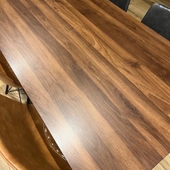 ダイニングテーブル(4人掛け)の画像
